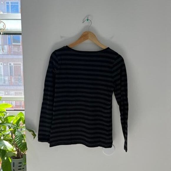 Ann Taylor Black & Gray Stripe Long Sleeve Top Size Medium - Picture 4 of 4